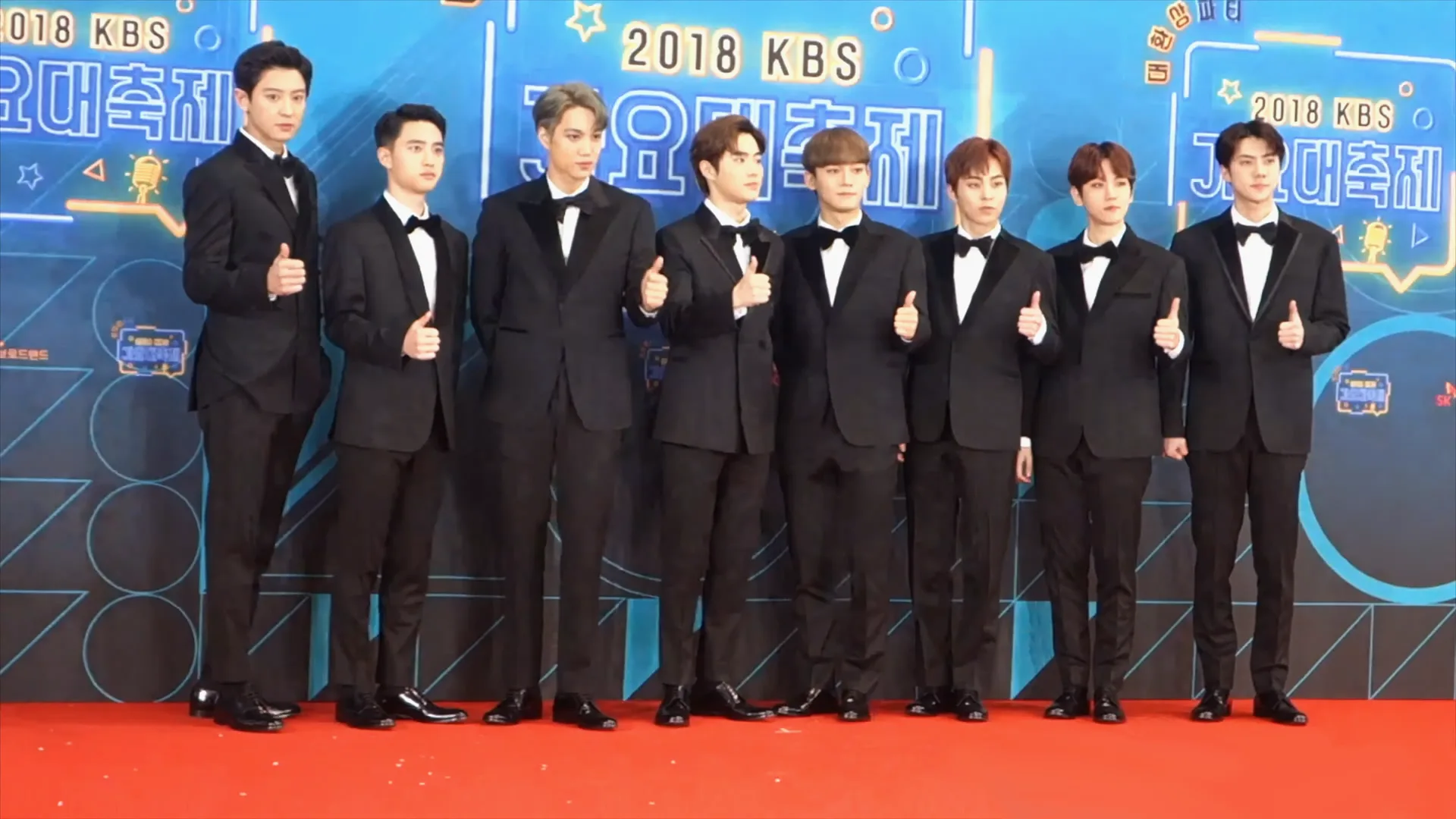 EXO’s eight performing members at KBS Gayo Daejun in December 2018; Lay is absent