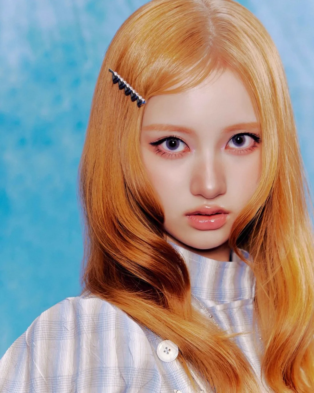 Baby of OURBIRTHDAY in the group's official profile photo