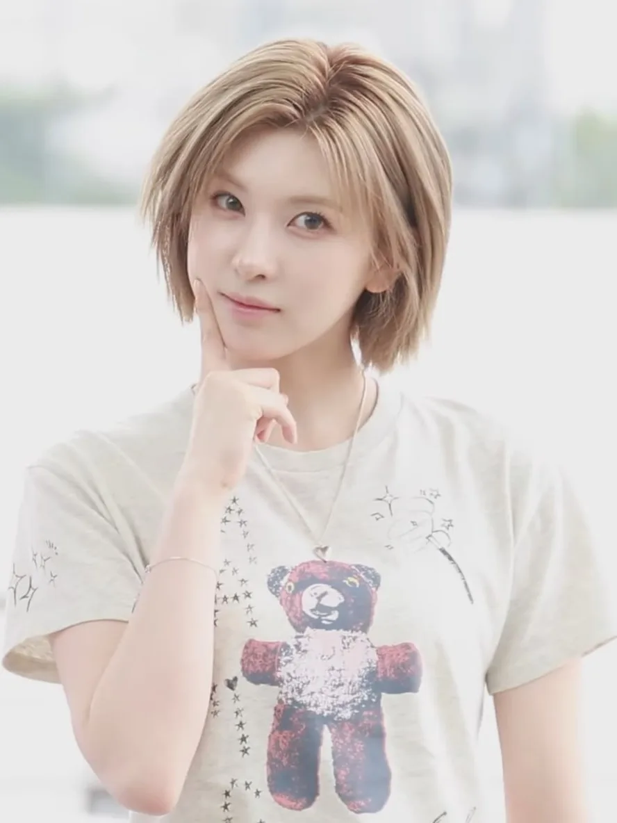 Bae of Nmixx departing Incheon International Airport, June 2025