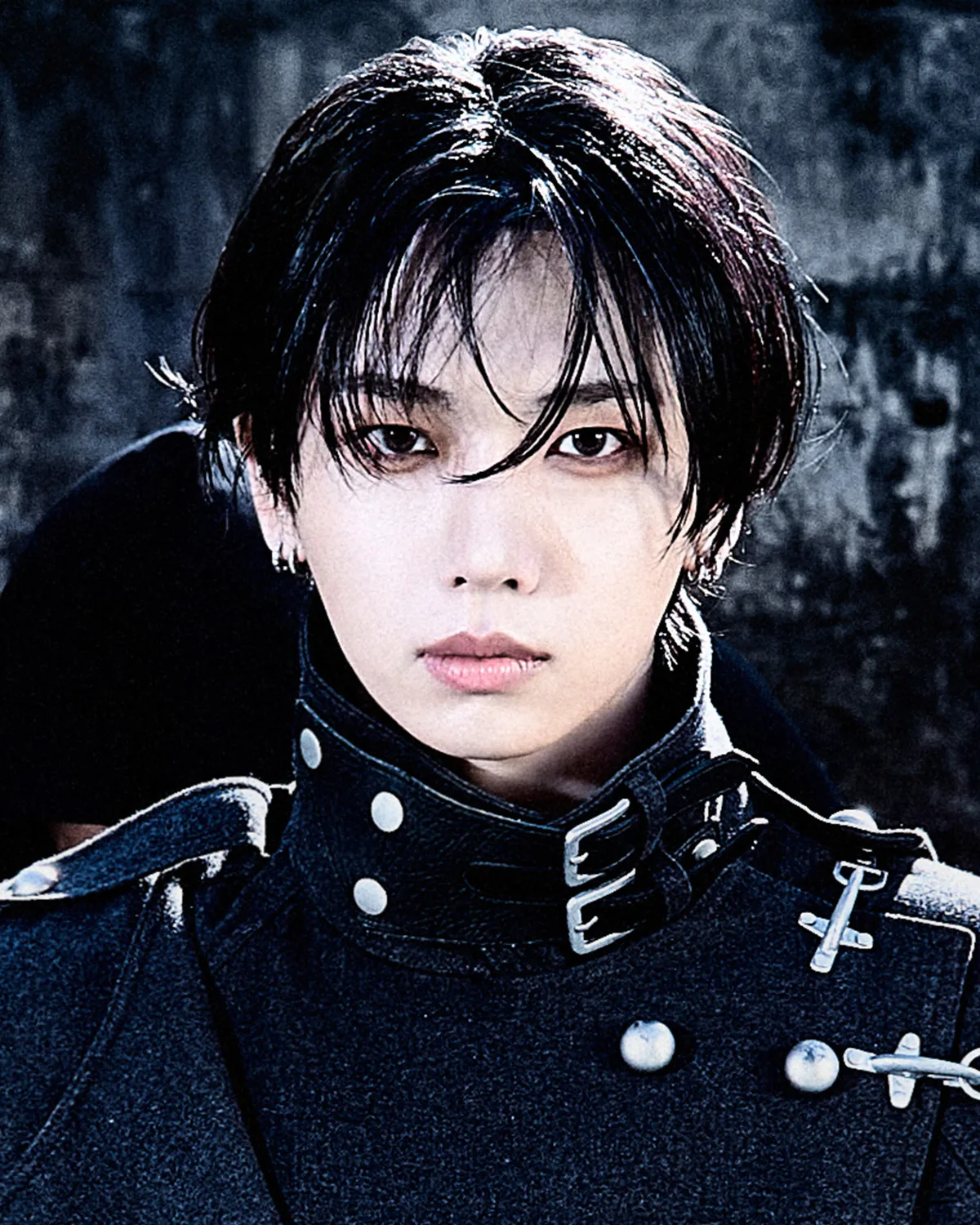Jaehyun of BOYNEXTDOOR in the group's official profile photo
