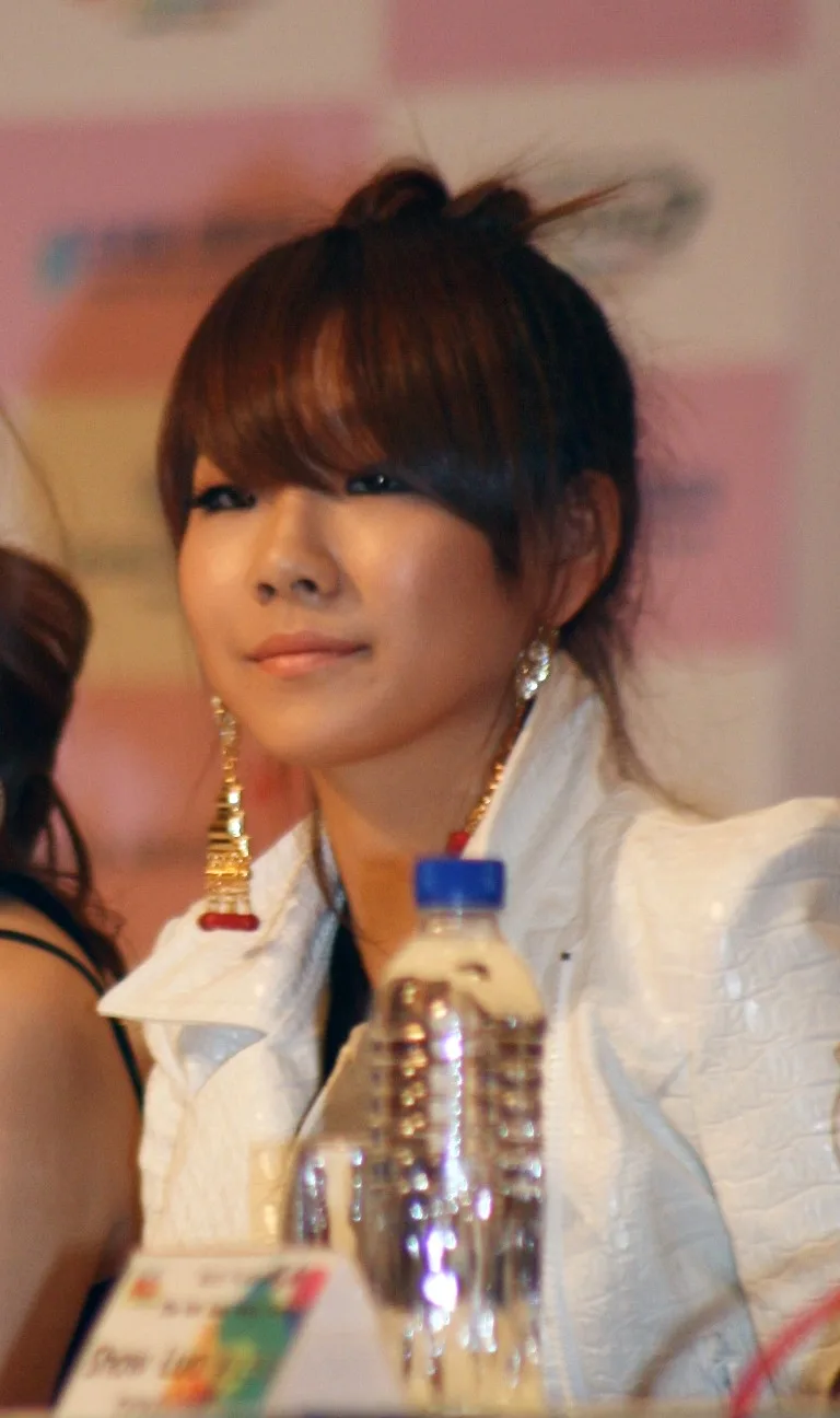 CL at the Asia Song Festival in September 2009