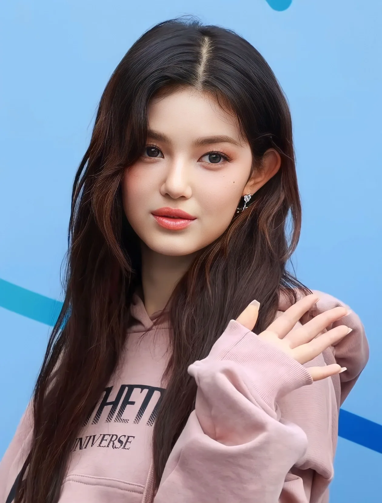 Danielle of NewJeans photographed in September 2023
