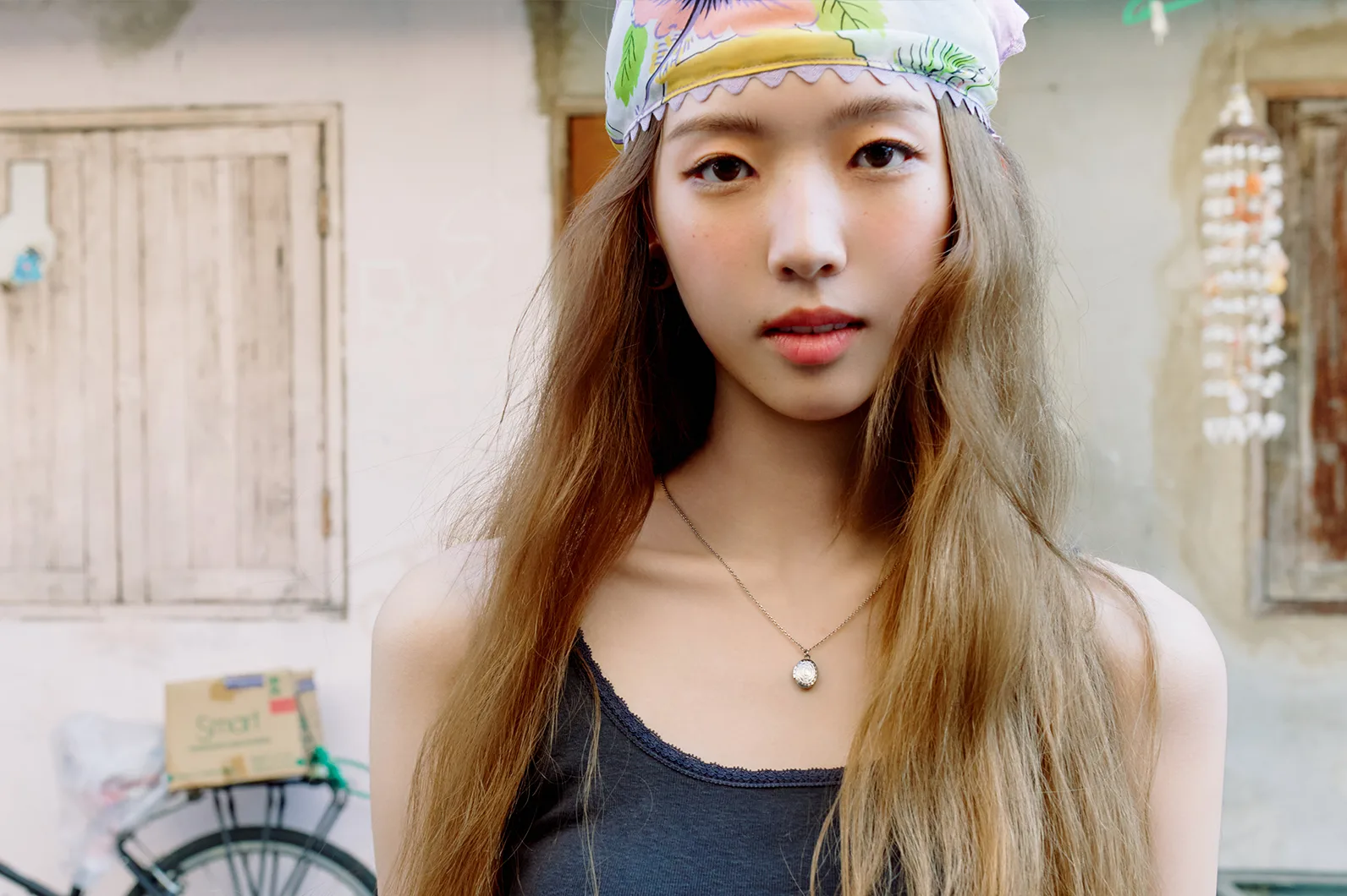 Elena of TUIDE in the group's official profile photo