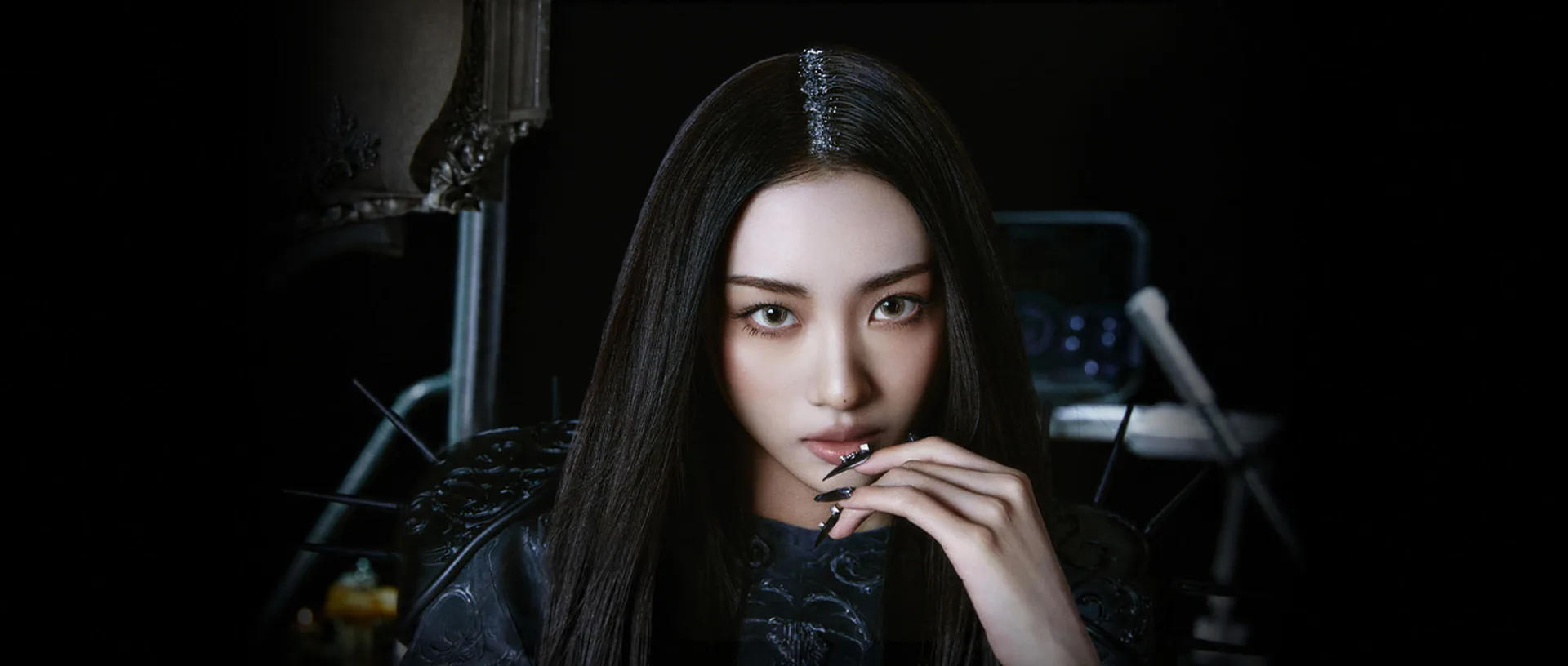 Gawon of MEOVV in an official promotional portrait