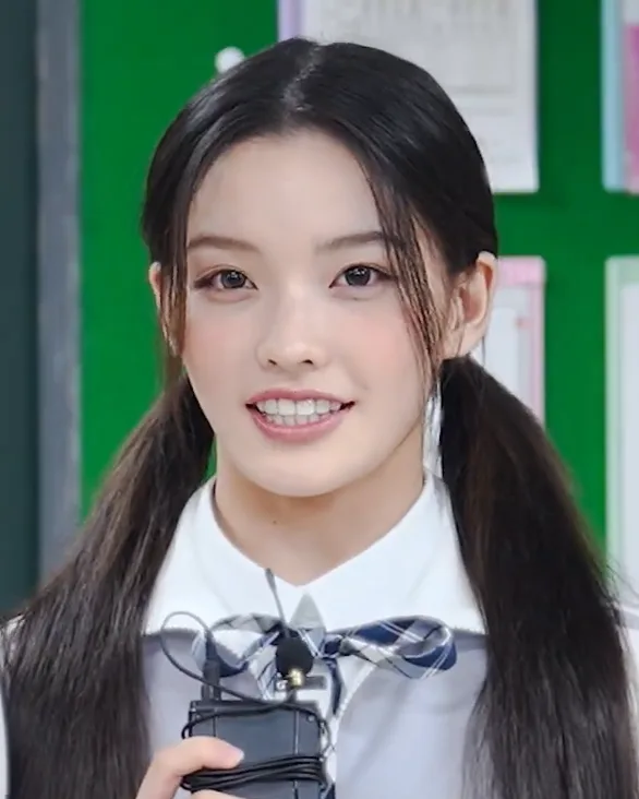 Iroha of Illit in November 2025