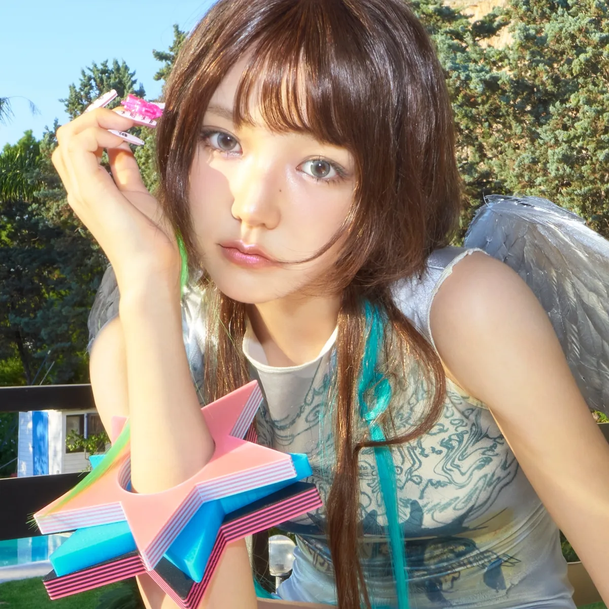 Jiyu of KiiiKiii in the group's official profile photo