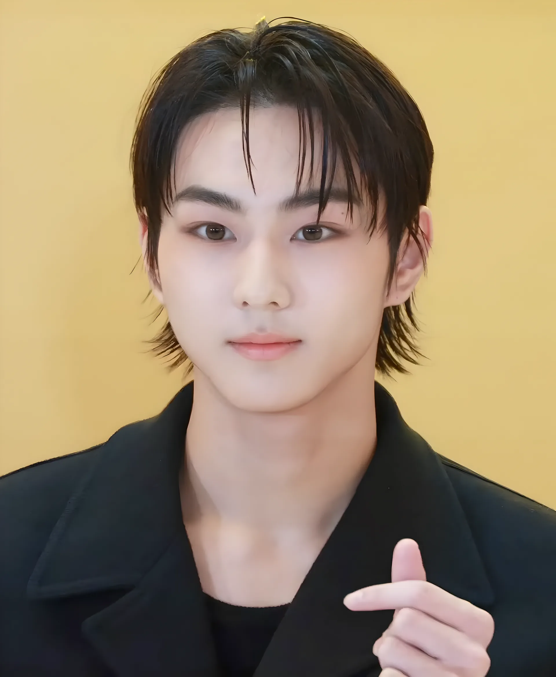 Jungwon photographed on October 7, 2024