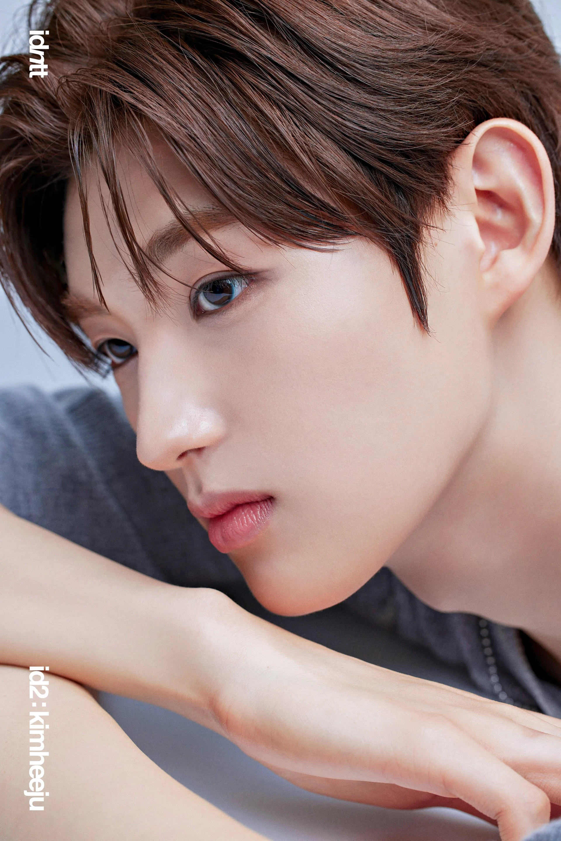 Kim HeeJu in an official 2025 debut portrait