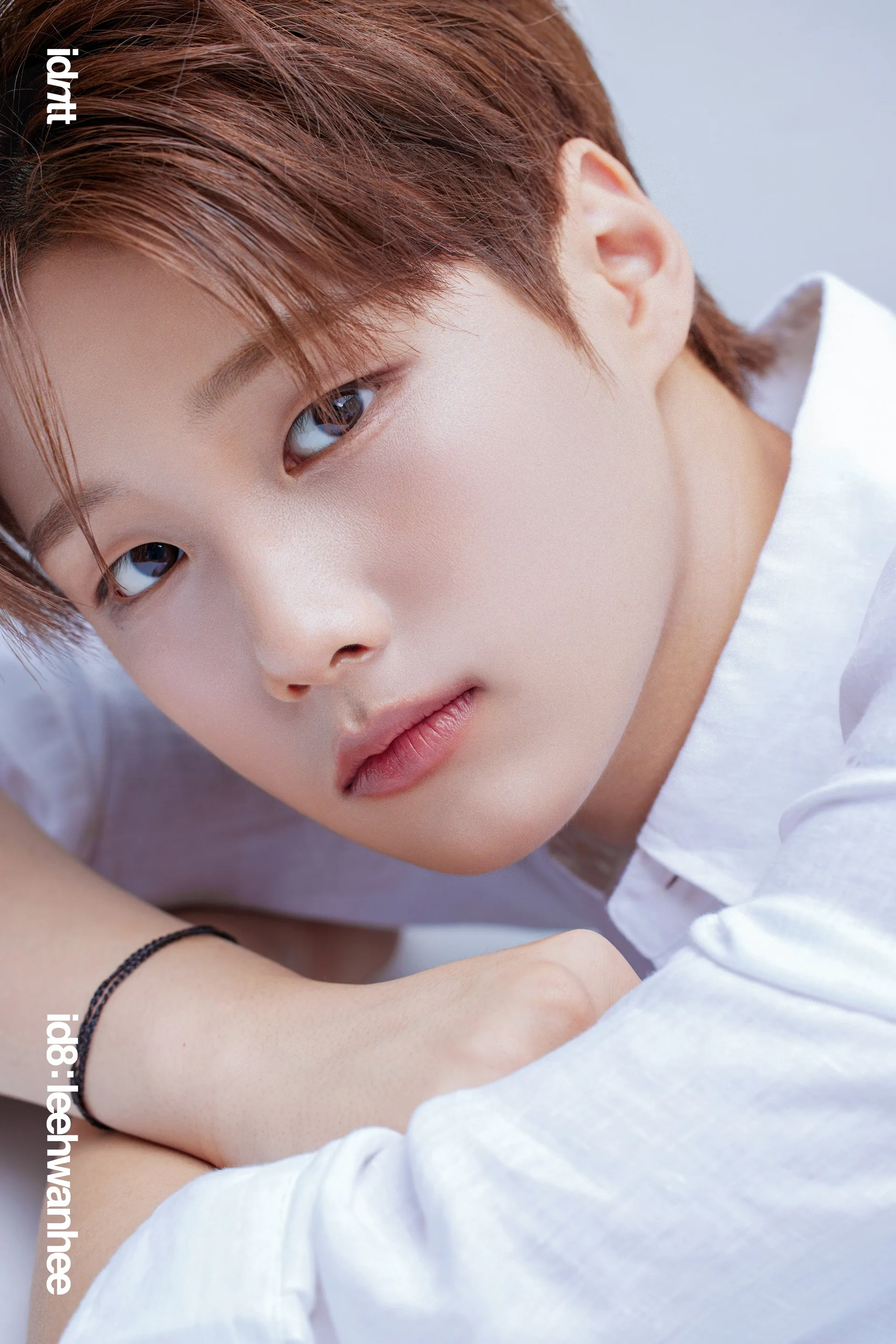 Lee HwanHee in an official 2025 debut portrait