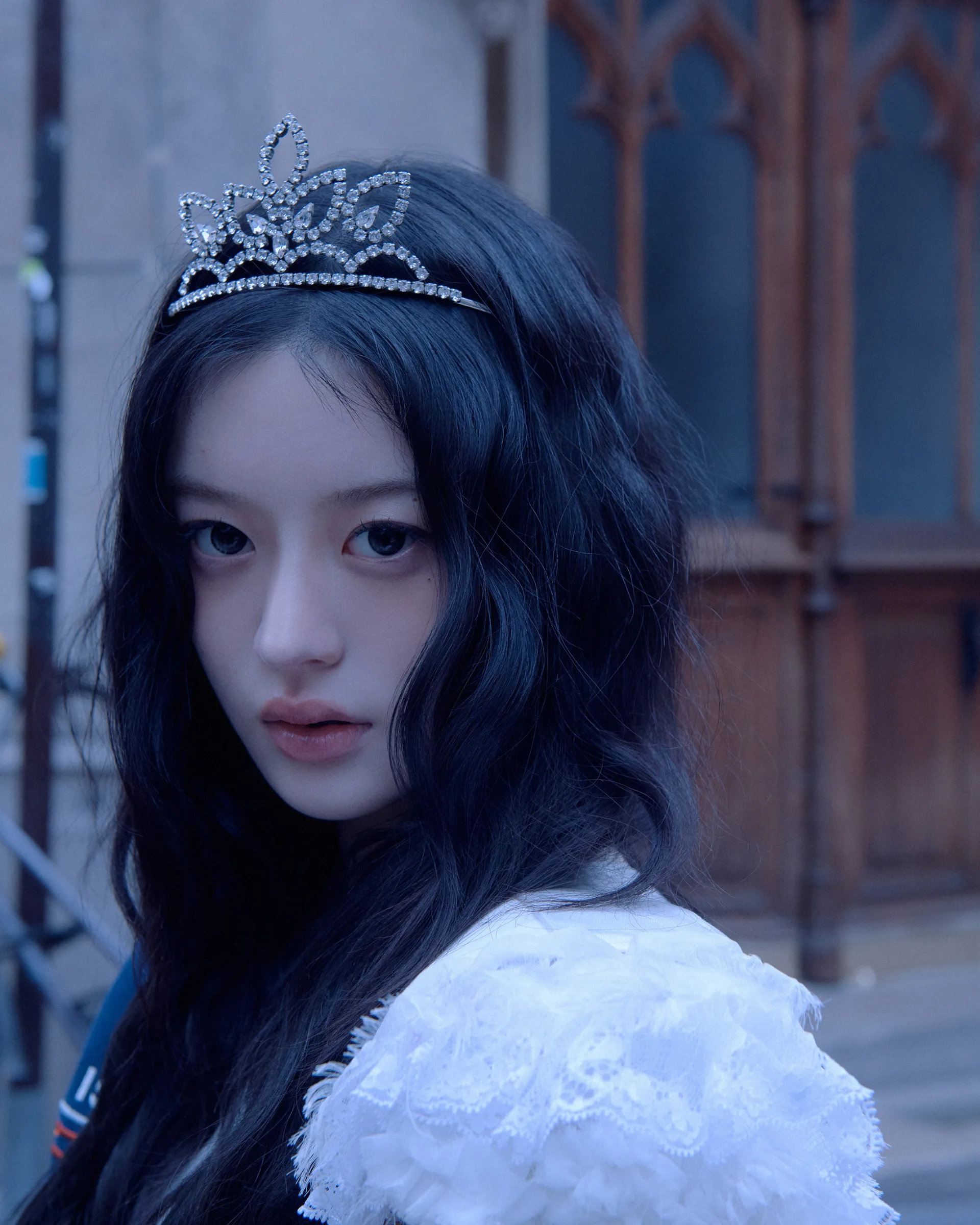 Minju of ILLIT in an official BELIFT LAB portrait