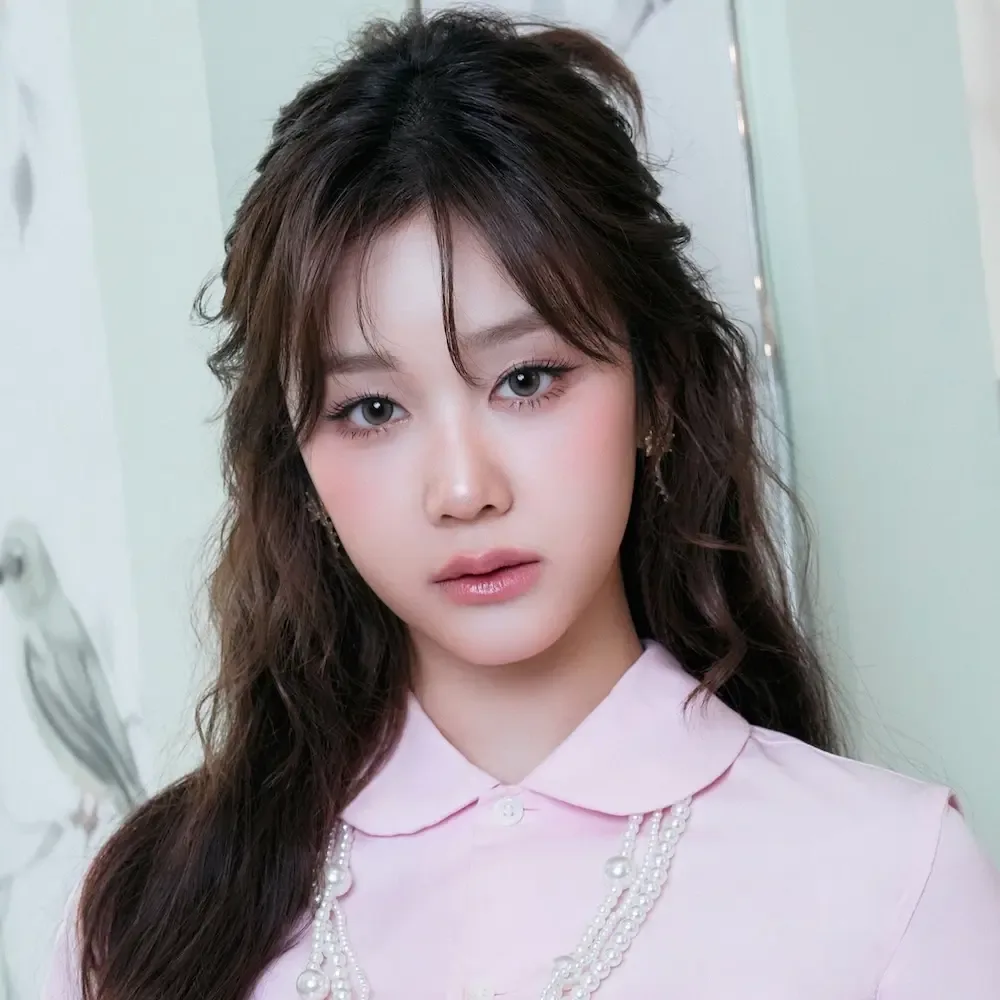 Pharita of Babymonster ? official portrait