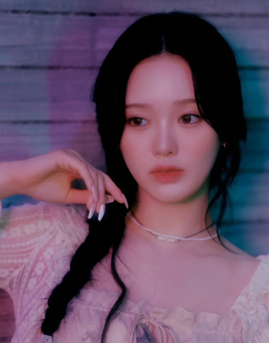 Rio of NiziU — official JYP profile portrait