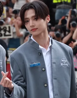 Sangwon posing at a Boys II Planet event in 2025