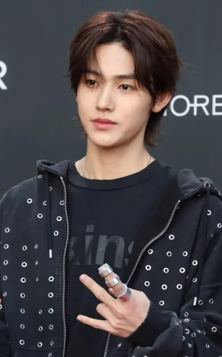 Seonghyeon of CORTIS at the 2025 TikTok Awards Korea