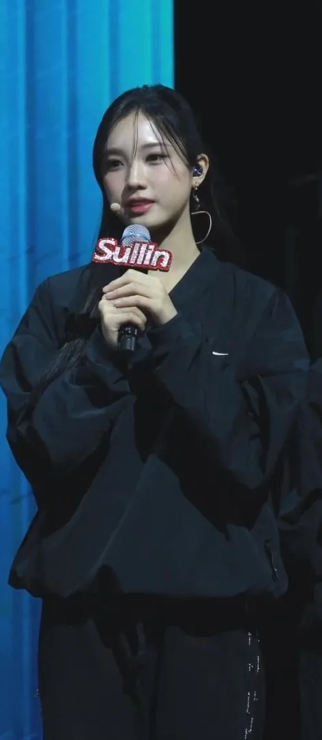 Sullin of tripleS at the Assemble24 showcase