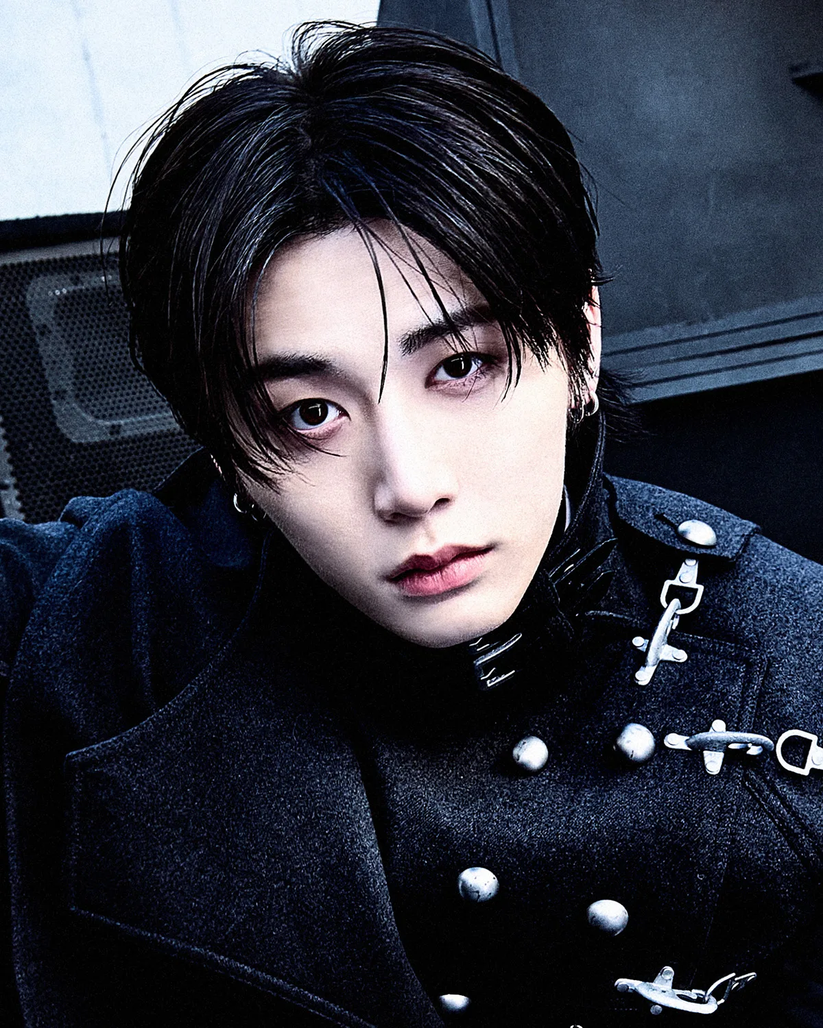 Taesan of BOYNEXTDOOR in the group's official profile photo