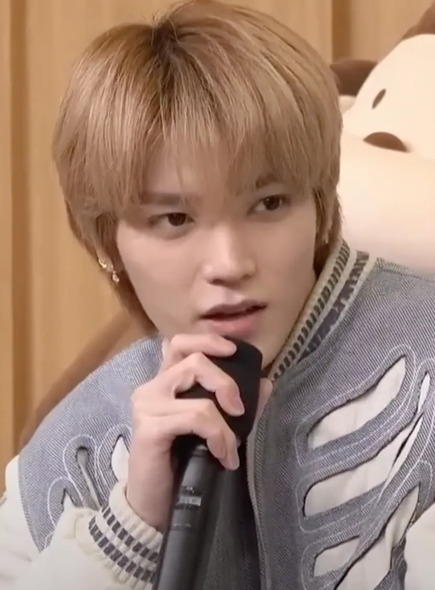 Taeyong at SBS Radio in February 2023