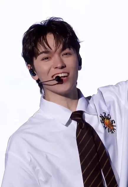 Vernon of SEVENTEEN at a public appearance