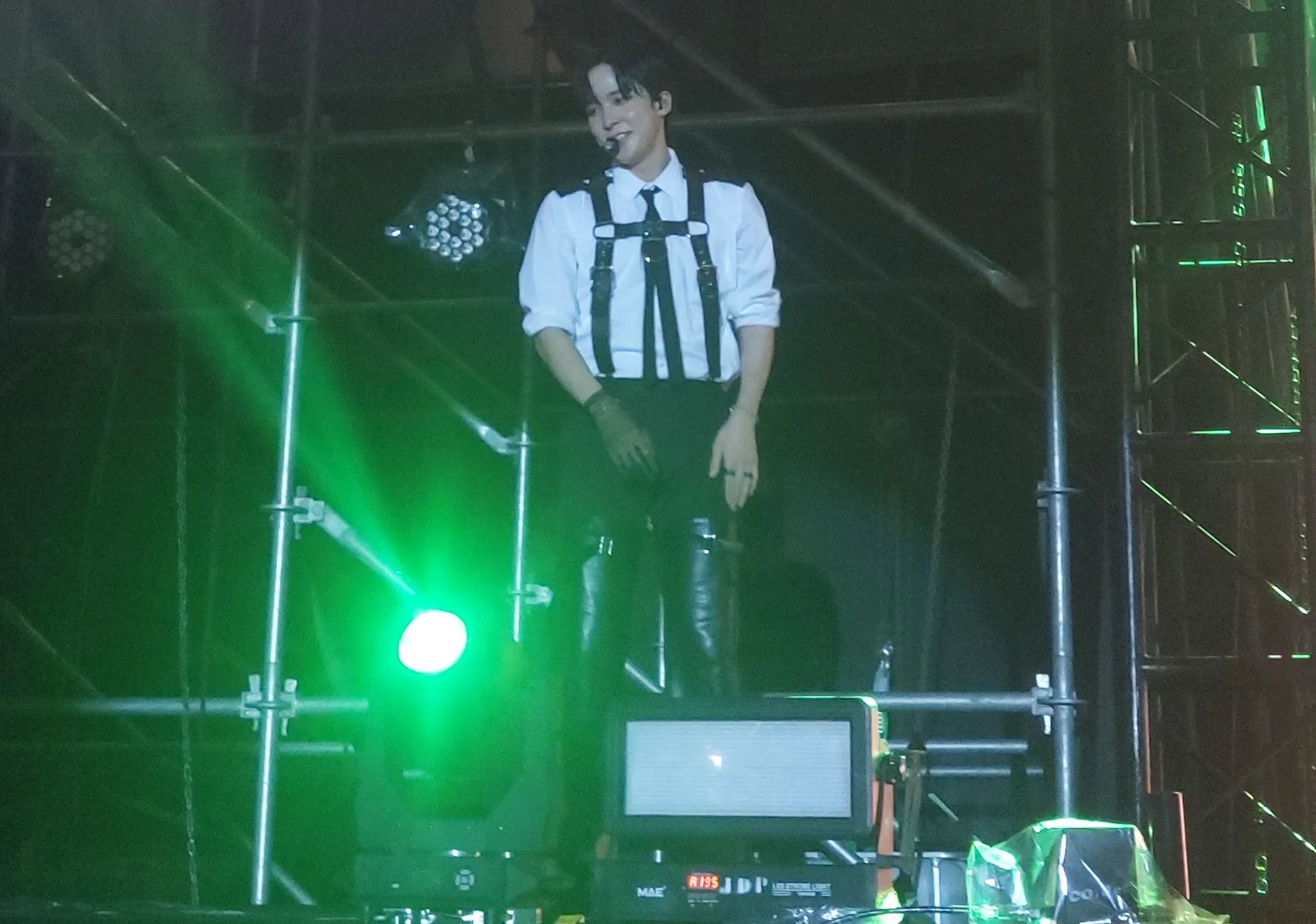 Yunho of ATEEZ performing at Kpop Land in Indonesia